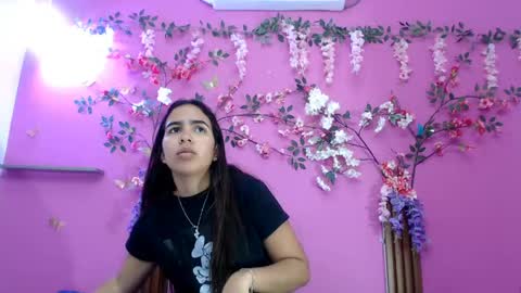 sofia online show from May 15, 1:51 pm