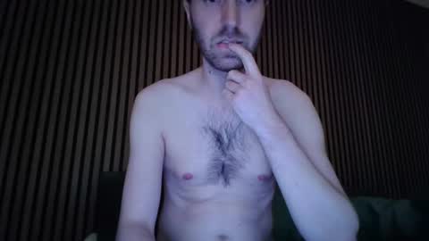 Snapshot of skinnytomdickinson chatting on April 4, 6:49 pm skinnytomdickinson online show from April 4, 6:49 pm