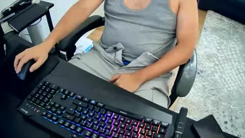 Snapshot of skullcandyyyy chatting on March 14, 10:32 am skullcandyyyy online show from March 14, 10:32 am