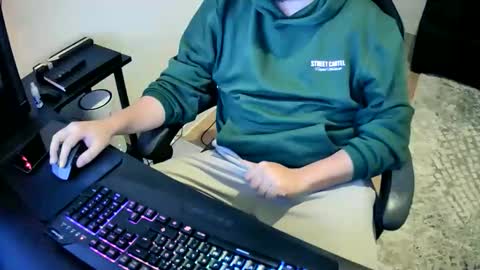 Snapshot of skullcandyyyy chatting on March 28, 7:24 pm skullcandyyyy online show from March 28, 7:24 pm