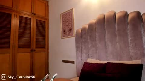 Sky Caroline online show from May 13, 9:22 pm
