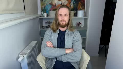 sky_guy25 online show from April 21, 8:34 pm