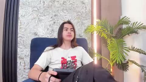 Santiago online show from January 14, 12:00 pm