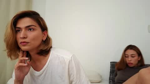 Snapshot of skyamber8v2 chatting on April 14, 7:47 am Vi online show from April 14, 7:47 am