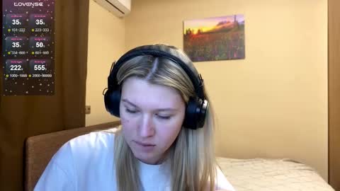 Snapshot of skyedavis chatting on January 17, 7:06 pm skyedavis online show from January 17, 7:06 pm