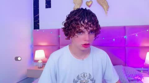 Angel online show from January 14, 8:03 pm