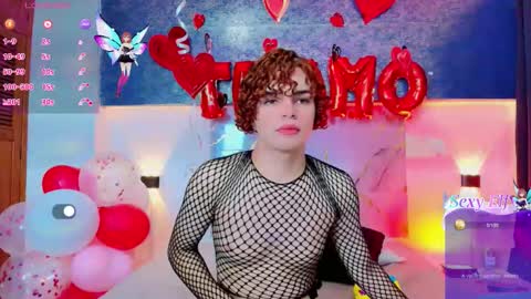 Snapshot of skyee_angel chatting on February 16, 8:49 pm Angel online show from February 16, 8:49 pm