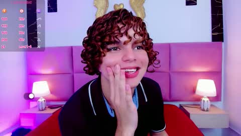 Snapshot of skyee_angel chatting on February 20, 7:58 pm Angel online show from February 20, 7:58 pm