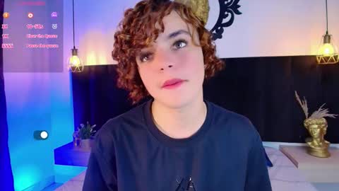 Snapshot of skyee_angel chatting on March 13, 8:04 pm Angel online show from March 13, 8:04 pm