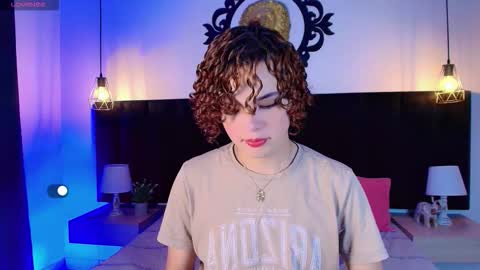 Snapshot of skyee_angel chatting on March 26, 8:25 pm Angel online show from March 26, 8:25 pm