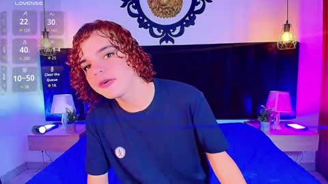 Snapshot of skyee_angel chatting on June 5, 7:30 pm Angel online show from June 5, 7:30 pm