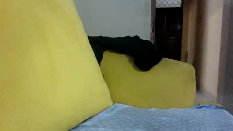 Snapshot of skygal98 chatting on June 5, 6:42 am skygal98 online show from June 5, 6:42 am