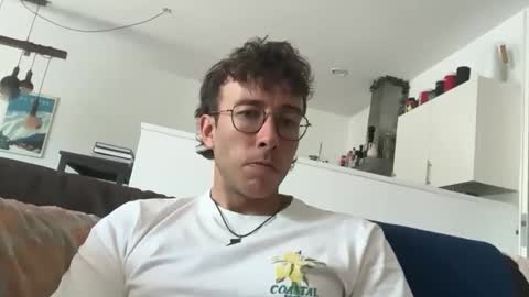skyisthelimit1995 online show from May 22, 3:06 pm