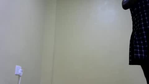 Snapshot of skylar2544 chatting on October 6, 9:18 am skylar2544 online show from October 6, 9:18 am