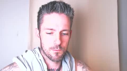 SkylarGrey online show from April 3, 8:12 am