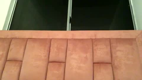 Skyler online show from March 11, 1:44 am