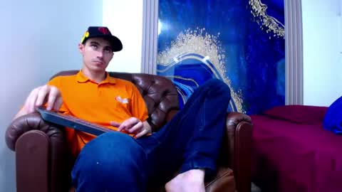 Skyler online show from April 21, 1:42 am