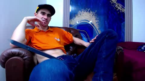 Skyler online show from April 21, 2:51 am