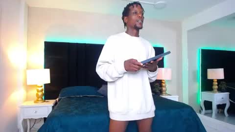 SKYLERBIGXXX online show from July 7, 4:04 am