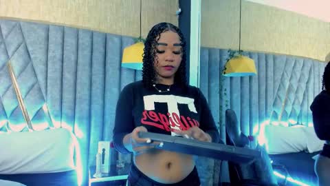 skylerbloom online show from March 2, 3:41 am