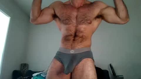 Skyler Flexes online show from September 10, 10:43 pm
