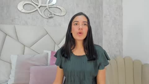 Skyler online show from November 8, 7:56 pm