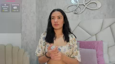 Skyler online show from December 3, 8:07 pm