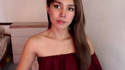 Snapshot of skyllerkent chatting on February 17, 2:52 am Sky online show from February 17, 2:52 am