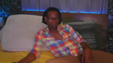 skyonetoo3 online show from October 17, 2:59 am