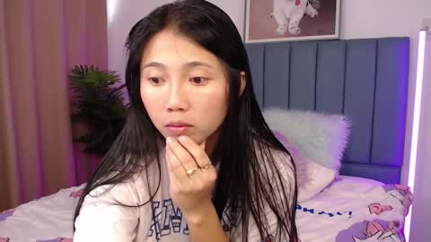 Snapshot of skytime96 chatting on February 25, 7:18 am Sky online show from February 25, 7:18 am