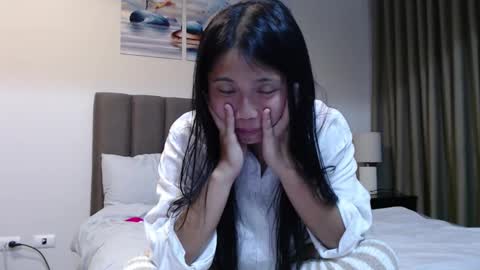 Snapshot of skytime96 chatting on March 9, 7:45 am Sky online show from March 9, 7:45 am