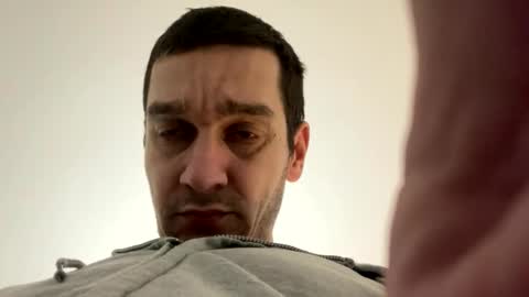 Snapshot of slabyhrac chatting on February 17, 1:36 am slabyhrac online show from February 17, 1:36 am