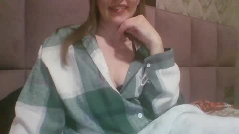 Snapshot of sladkiegubki chatting on February 26, 8:44 pm Sladkiegubki online show from February 26, 8:44 pm