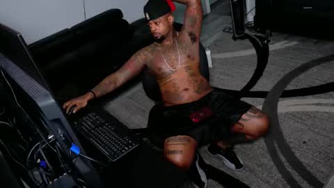 nasty twitter KASHCARTERATL online show from May 18, 6:25 pm