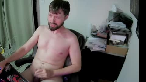 Snapshot of slave2pussy chatting on May 22, 6:31 am slave2pussy online show from May 22, 6:31 am