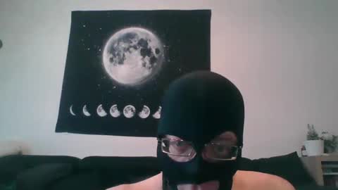 Snapshot of slaveforgodess chatting on February 14, 9:56 am slaveforgodess online show from February 14, 9:56 am