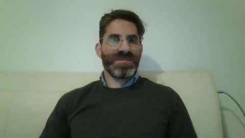 Snapshot of slavefuckfunhype chatting on December 20, 9:17 pm camboy online show from December 20, 9:17 pm