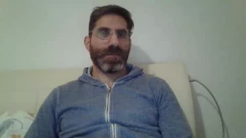 Snapshot of slavefuckfunhype chatting on December 31, 11:39 pm camboy online show from December 31, 11:39 pm