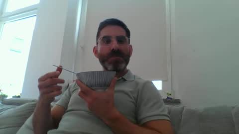 Snapshot of slavefuckfunhype chatting on March 5, 11:28 am camboy online show from March 5, 11:28 am