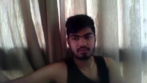 Snapshot of slavesj18 chatting on March 9, 6:50 am Add me on hangout sjcool1998 online show from March 9, 6:50 am