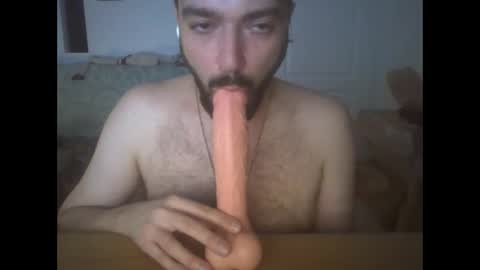 Snapshot of slavic_sword chatting on February 26, 10:31 pm slavic_sword online show from February 26, 10:31 pm