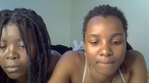 Snapshot of sleciah chatting on December 21, 7:32 pm sleciah online show from December 21, 7:32 pm