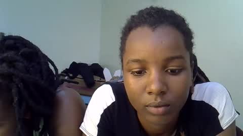 Snapshot of sleciah chatting on December 23, 9:40 am sleciah online show from December 23, 9:40 am