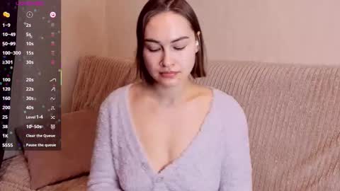 Alice online show from November 29, 7:44 am