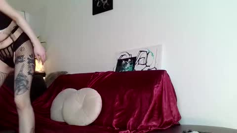 sleeperly online show from January 7, 6:32 pm