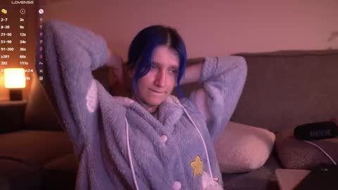 Snapshot of sleepingsonya chatting on September 14, 8:19 pm Sonya online show from September 14, 8:19 pm