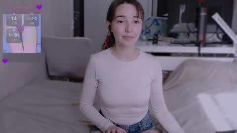 Snapshot of sleepy_ash_ chatting on May 9, 1:49 pm sleepy_ash_ online show from May 9, 1:49 pm