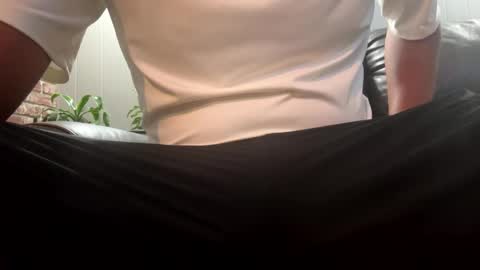 slick2285 online show from September 15, 6:24 am