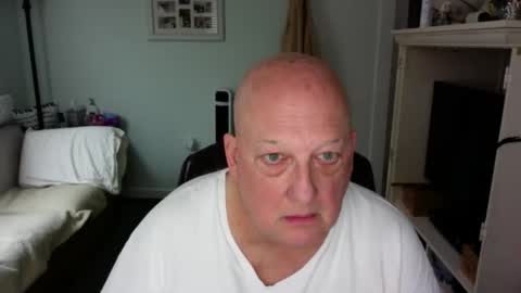 slick50000 online show from February 11, 8:58 pm