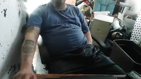 Snapshot of slickwill2391 chatting on March 14, 1:38 pm slickwill2391 online show from March 14, 1:38 pm